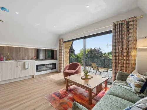 Too Wit Open Plan Kitchen Lounge