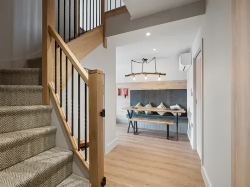 Too Wit Staircase